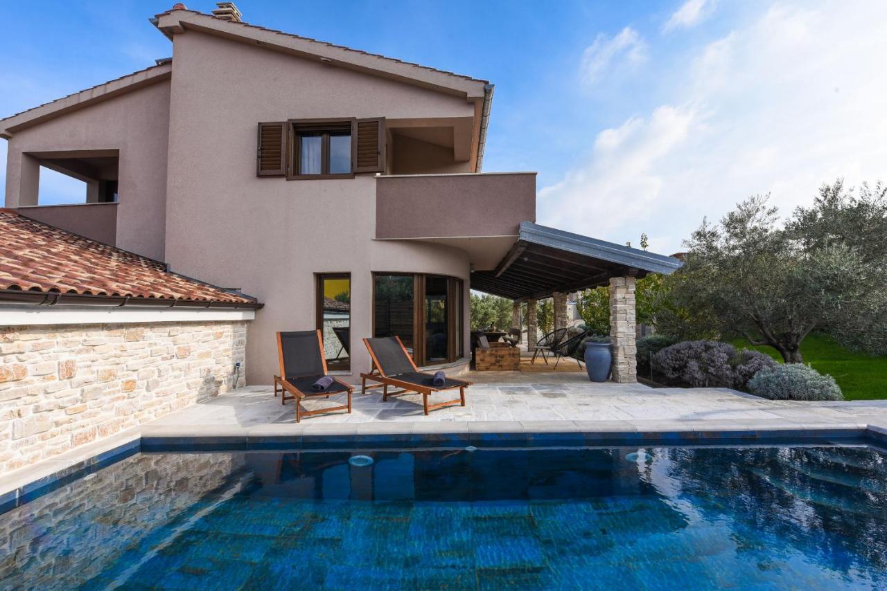 Villa Trabakul Zadarvillas Razanac Exterior photo